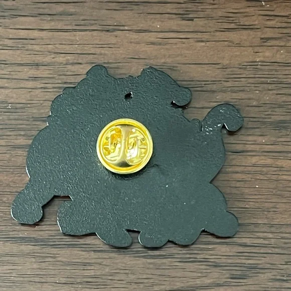 Disney Winnie the Pooh & Friends Pin - Picture 3 of 3